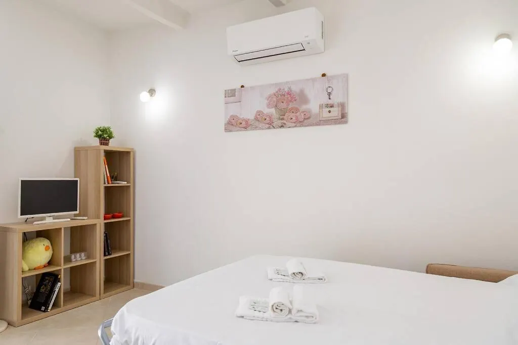 Il Pentagramma - 15 Minuti Dalla Stazione Smn Apartment Florence Italy